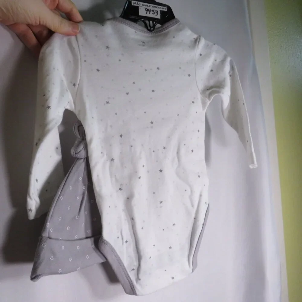 Baby Gray Stars Hat - Cap, Footed Pants & Bodysuit Long sleeve 3pc NEW cotton